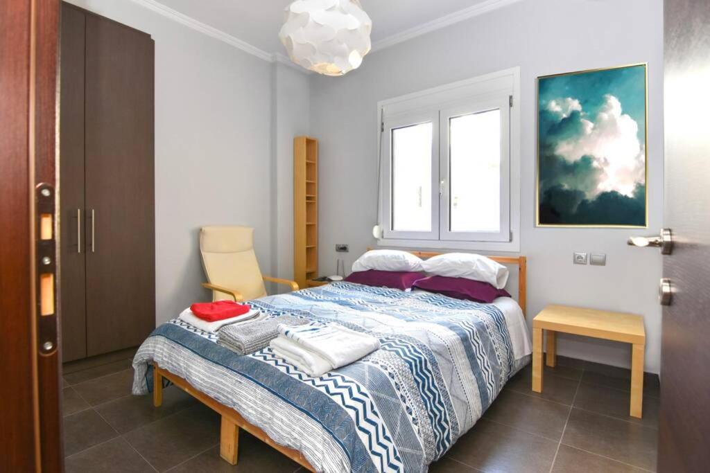Modern Apartment In The Heart Of The City Larissa Exterior photo